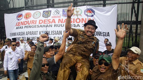 Ekspresi Kepala Desa Usai Baleg DPR-Kemendagri Setujui Revisi UU Desa