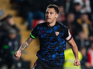 Amarah Meluap Pemain Sevilla gegara Bokong Ditusuk Amarah Meluap Pemain Sevilla gegara Bokong Ditusuk