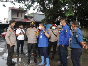 Kondisi Terkini di Sekitar Pabrik Es yang Alami Gas Bocor di Karawaci Kondisi Terkini di Sekitar Pabrik Es yang Alami Gas Bocor di Karawaci
