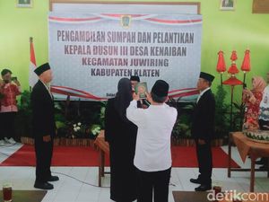 1,5 Tahun Menggugat, Bu Kadus Kenaiban Klaten Akhirnya Dilantik 1,5 Tahun Menggugat, Bu Kadus Kenaiban Klaten Akhirnya Dilantik