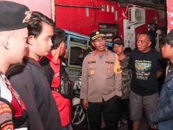 Polisi Amankan 4 Orang Provokator Tawuran di TPU Prumpung Jaktim