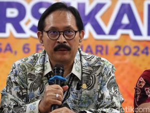 Rektor UKI Evaluasi Sekuriti Buntut Kasus Pengeroyokan Maut di Kampus Rektor UKI Evaluasi Sekuriti Buntut Kasus Pengeroyokan Maut di Kampus