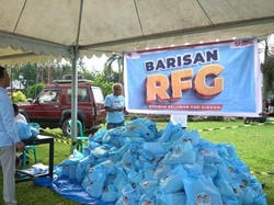 Gelar Tebus Murah Sembako, Barisan RFG Siap Menangkan 02 Satu Putaran