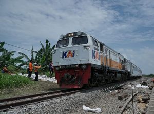 Sempat Kebanjiran, Jalur di Kab Grobogan Sudah Bisa Dilalui Kereta Api