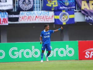 Ari Maring Ingin Tetap Bela PSIM Jogja di Liga 2 Musim Depan Ari Maring Ingin Tetap Bela PSIM Jogja di Liga 2 Musim Depan