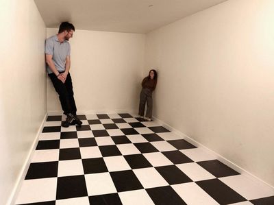 Bermain Ilusi di Museum World Of Mind