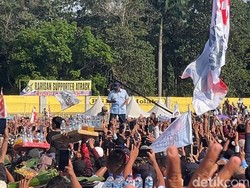 Tiba di Deli Serdang, Prabowo Langsung Joget Gemoy