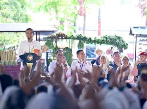 Jokowi ke Nasabah PNM Mekaar: Hati-hati, Ini Bukan Uang Kita