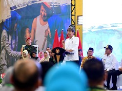 Bertemu Peserta JKN-KIS di Sumut, Jokowi Pastikan Program Dirasakan Rakyat