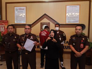 Lurah Candibinangun Sleman Ditetapkan Tersangka Mafia Tanah Kas Desa Lurah Candibinangun Sleman Ditetapkan Tersangka Mafia Tanah Kas Desa