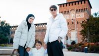 Happy Family! Potret Lesti Kejora dan Rizky Billar Liburan ke Eropa