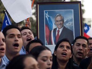Mantan Presiden Chile Tewas dalam Kecelakaan Helikopter, Warga Berduka