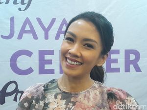 Melanie Putria Bagikan Rahasia Awet Muda, Punya Body Goals di Umur 40-an Melanie Putria Bagikan Rahasia Awet Muda, Punya Body Goals di Umur 40-an