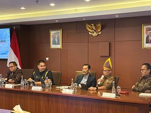 Luhut Pamer Kejuaraan Olahraga Air di Danau Toba Bisa Hasilkan Rp 1,68 Triliun