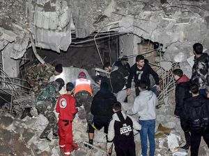 Serangan Israel Tewaskan 10 Orang di Suriah, Kebanyakan Warga Sipil Serangan Israel Tewaskan 10 Orang di Suriah, Kebanyakan Warga Sipil