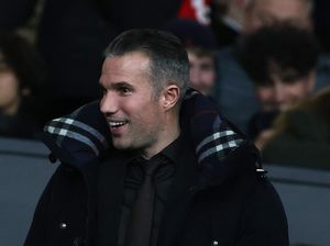 Robin van Persie Ada di Carrington, Rupanya Pilih MU ketimbang Arsenal