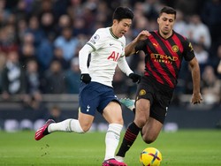 Arsenal Berharap Tottenham Jegal Man City, Bisakah?