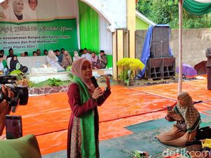 Ganjar Punya Program 1 Sarjana 1 Keluarga, Atikoh: Ortu Tak Perlu Pusing