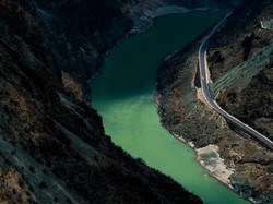 Wow! China Bangun Bendungan Super Pertama di Dunia