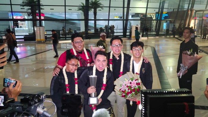 Timnas Esports Indonesia berhasil menjadi juara di Piala Asia 2023 yang berlangsung di Qatar. Indonesian Football e-League menyampaikan terima kasih ke PSSI.