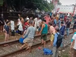 2 Bocah di Lahat Tertabrak KA di Pelintasan yang Sempat Ditutup, 1 Tewas 2 Bocah di Lahat Tertabrak KA di Pelintasan yang Sempat Ditutup, 1 Tewas