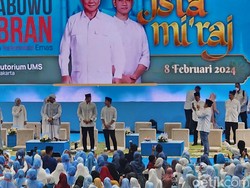 Gibran Hadiri Peringatan Isra Mikraj di Solo, Didampingi Khofifah-AHY