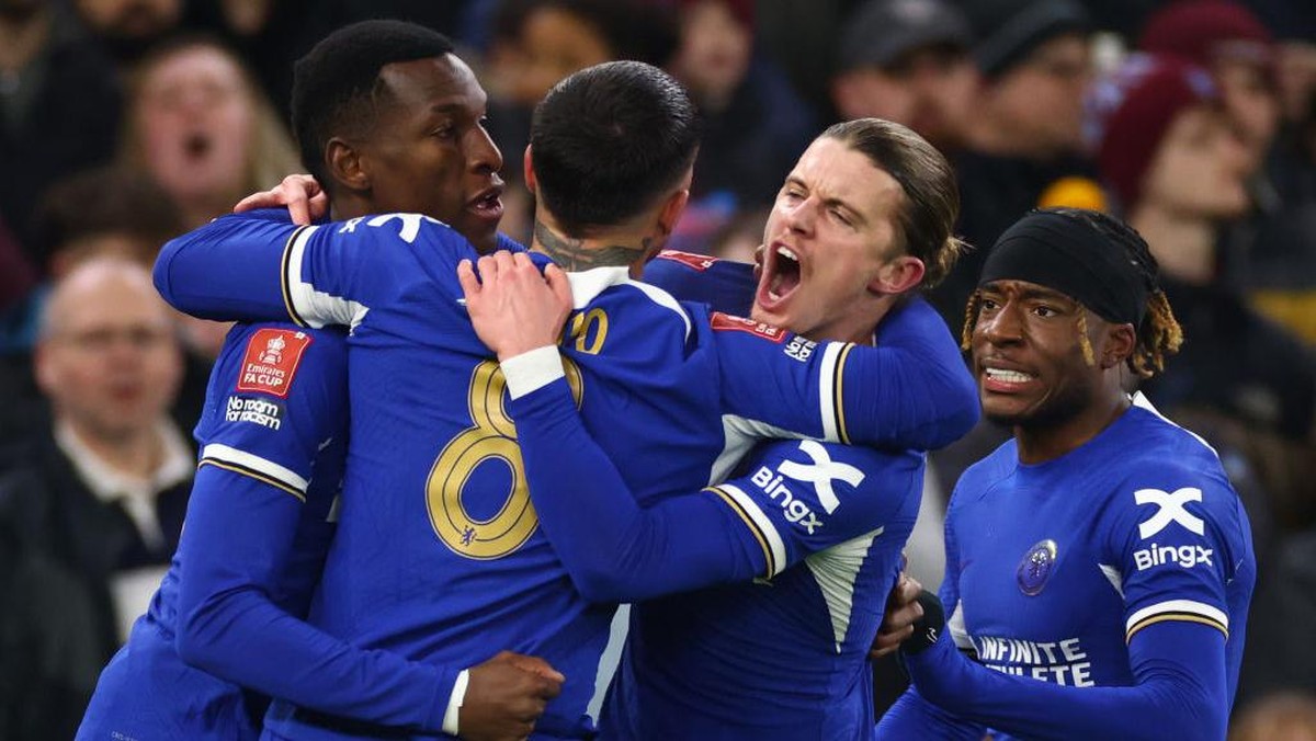 Chelsea sukses mengalahkan Aston Villa 3-1. Foto: Getty Images/Marc Atkins