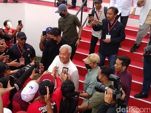 Ganjar Buka Suara soal Ahok Bilang Jokowi Tak Bisa Kerja