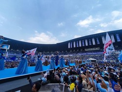 Kampanye Akbar PAN di GBLA, Massa Kompak Teriak Prabowo-Gibran 1 Putaran