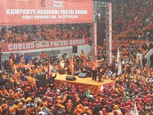 Partai Buruh Kampanye di Istora Senayan, Said Iqbal Serukan Kenaikan Upah Partai Buruh Kampanye di Istora Senayan, Said Iqbal Serukan Kenaikan Upah