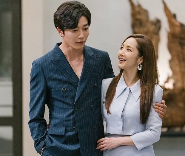 Kim Jae Wook dan Park Min Young di Her Private Life/ Foto: hancinema.net Kim Jae Wook dan Park Min Young di Her Private Life/ Foto: hancinema.net