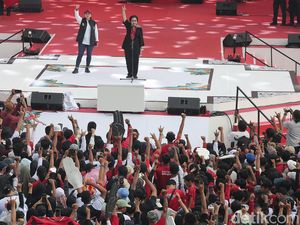 Megawati dan Puan Bakar Semangat Simpatisan Ganjar-Mahfud di Banyuwangi