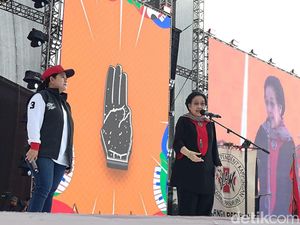 Megawati Ingatkan Pejabat Tak Gunakan Fasilitas Negara Selama Pemilu Megawati Ingatkan Pejabat Tak Gunakan Fasilitas Negara Selama Pemilu