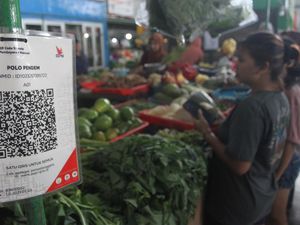 Video: QRIS, e-Money, dan Beras Premium Tak Kena PPN 12% Video: QRIS, e-Money, dan Beras Premium Tak Kena PPN 12%