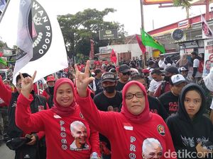 Relawan Ganjar dari Berbagai Kota Mulai Datang ke Kampanye Akbar Banyuwangi