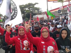 Relawan Ganjar dari Berbagai Kota Mulai Datang ke Kampanye Akbar Banyuwangi