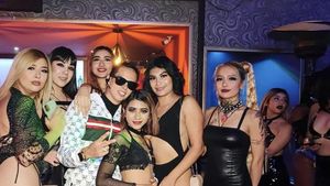 Foto: Kehidupan Kontroversial Bintang Dewasa Bersama 7 Istri, 1 Hari 1 Istri