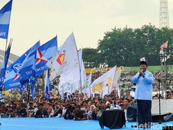 Prabowo Pasang Badan untuk Jokowi yang Dibilang Tak Bisa Kerja