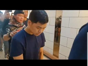 Tangan Diborgol, Ini Tampang Pacar Tamara Tyasmara Tersangka Kematian Dante Tangan Diborgol, Ini Tampang Pacar Tamara Tyasmara Tersangka Kematian Dante