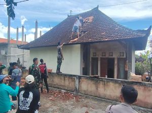 Hujan Angin, Sejumlah Rumah Warga Nusa Penida dan Jembrana Rusak Hujan Angin, Sejumlah Rumah Warga Nusa Penida dan Jembrana Rusak