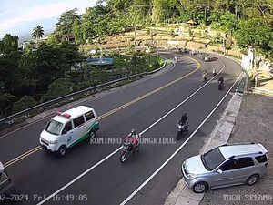 Jalur Jogja-Wonosari Ramai Sore Ini, Tetap Berhati-hati Jalur Jogja-Wonosari Ramai Sore Ini, Tetap Berhati-hati