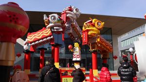 Lego Barongsai Semarakkan Imlek di Beijing