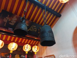 Cerita di Balik Lonceng Ratusan Tahun di Vihara Welas Asih Cirebon