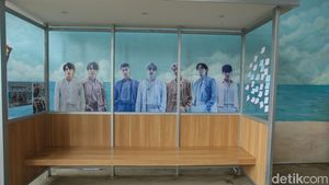 Mampir ke Halte BTS di Korean Mart Jakbar