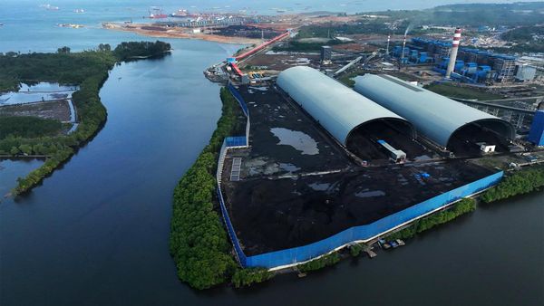 Penampakan Smelter di Konawe, Olah Nikel untuk Stainless Steel