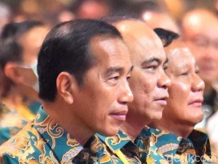 Presiden Jokowi, Menkominfo Budi Arie Setiadi, Menhan Prabowo Subianto. (Istimewa)