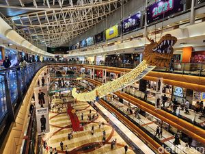 Semarak Imlek di Pusat Perbelanjaan