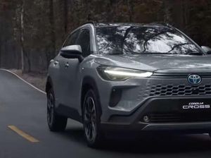 Lihat Lebih Dekat Wujud Toyota Corolla Cross 2024 Lihat Lebih Dekat Wujud Toyota Corolla Cross 2024