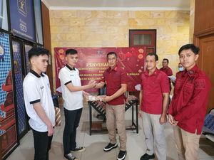 2 Narapidana Kasus UU ITE di Lapas Kerobokan Dapat Remisi Imlek 2024 2 Narapidana Kasus UU ITE di Lapas Kerobokan Dapat Remisi Imlek 2024