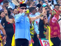 Kampanye Akbar Prabowo-Gibran di GBK Ditutup dengan Penampilan Dewa 19